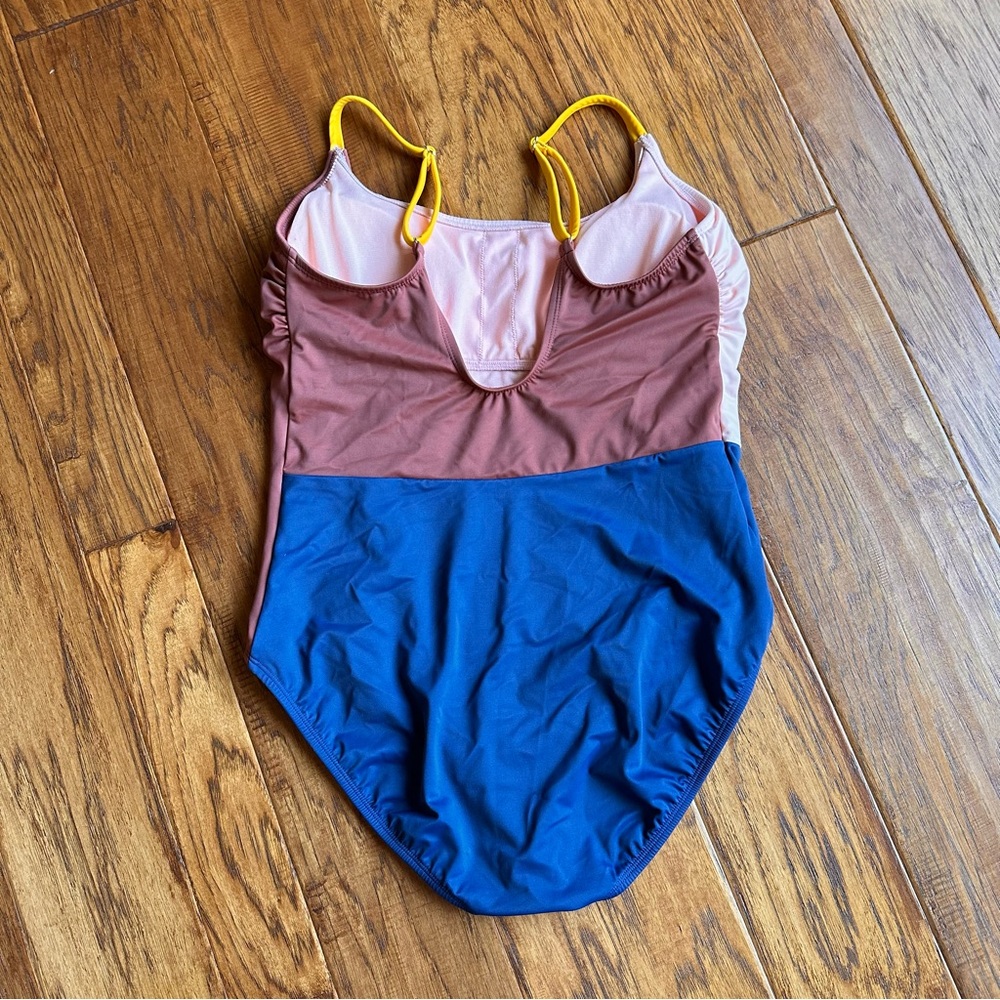 Beach Betty Color Block One Piece Swimsuit Size Large - Picture 4 of 7